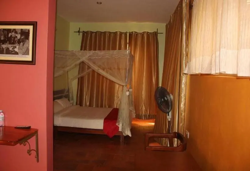 اتاق لوکس با بالکن, Saltek Forest Cottages