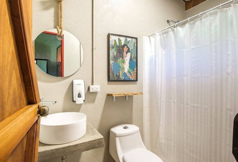 Кровать в Общей Комнате, Selina Monteverde