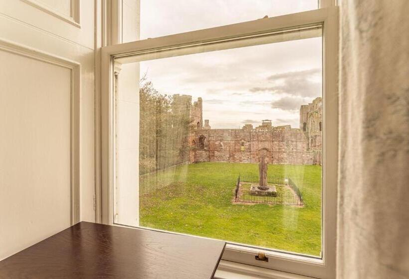 اتاق لوکس با تخت بزرگ, Manor House Hotel Holy Island