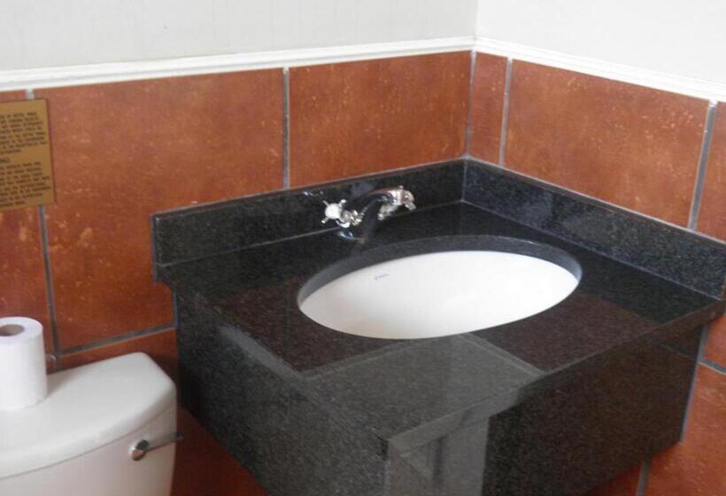 דירת חדר נוף לגינה, Long Creek Lodge