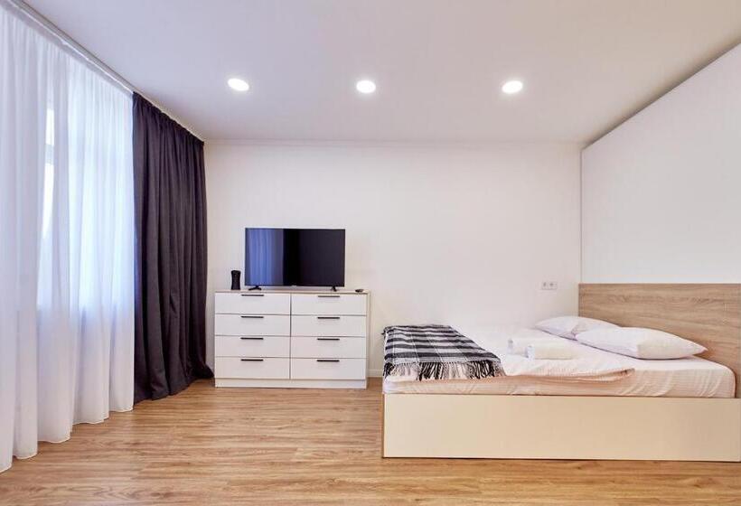 استودیوی استاندارد, Nordian