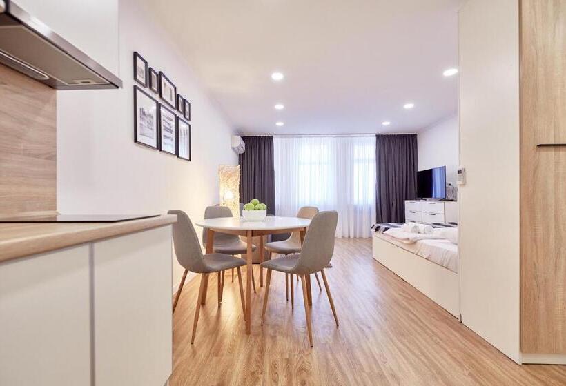 استودیوی استاندارد, Nordian