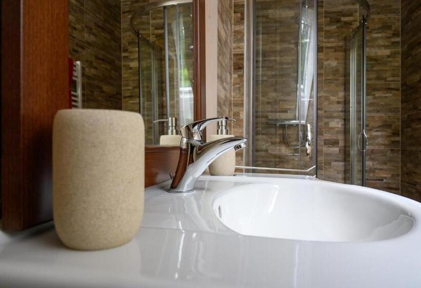 스위트, Villa Jana