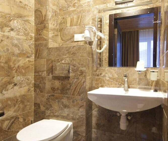 スタンダードトリプルルーム, Amarena Spa Hotel   Breakfast Included In The Price Spa Swimming Pool Sauna Hammam Jacuzzi Restauran