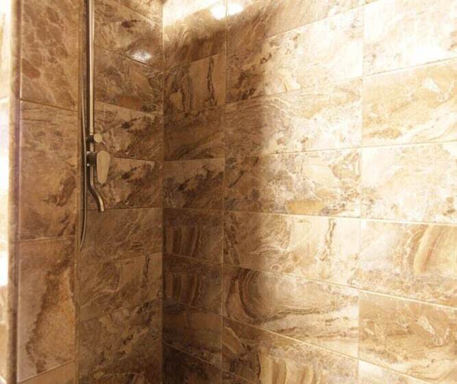 デラックストリプルルーム, Amarena Spa Hotel   Breakfast Included In The Price Spa Swimming Pool Sauna Hammam Jacuzzi Restauran