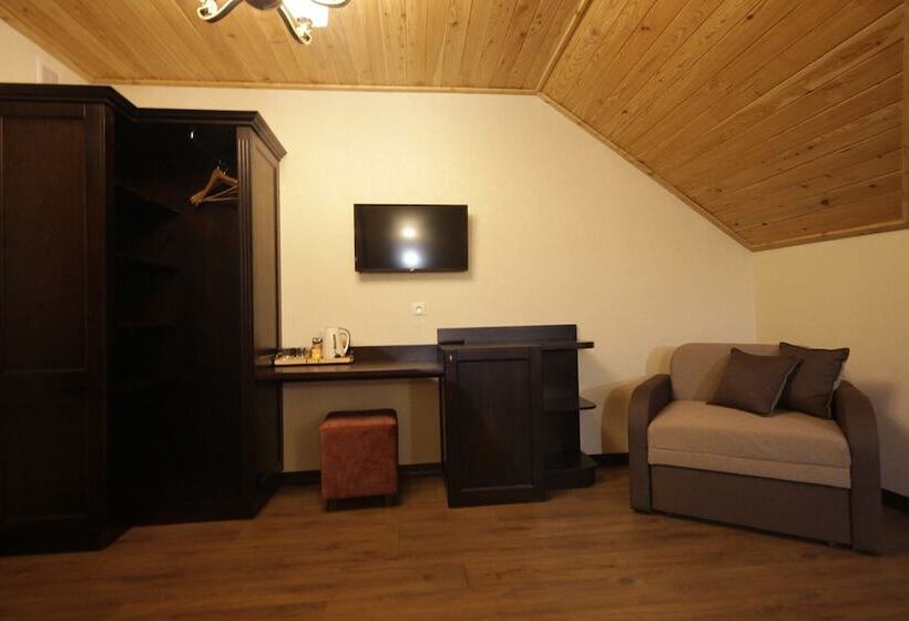 デラックストリプルルーム, Amarena Spa Hotel   Breakfast Included In The Price Spa Swimming Pool Sauna Hammam Jacuzzi Restauran