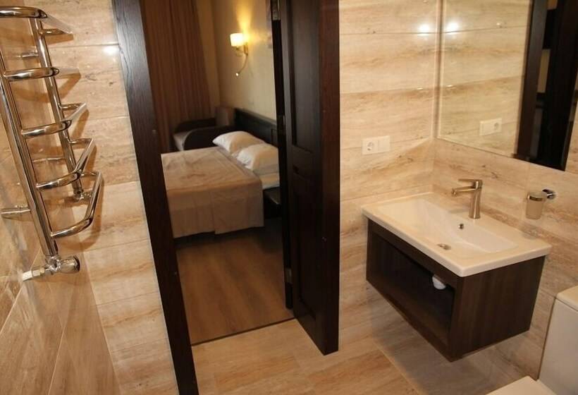 スイート, Amarena Spa Hotel   Breakfast Included In The Price Spa Swimming Pool Sauna Hammam Jacuzzi Restauran