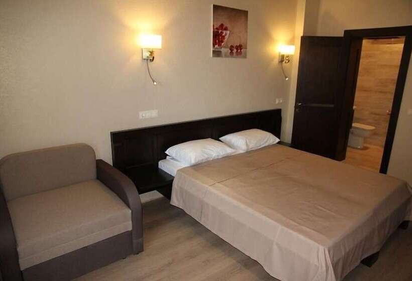 スイート, Amarena Spa Hotel   Breakfast Included In The Price Spa Swimming Pool Sauna Hammam Jacuzzi Restauran