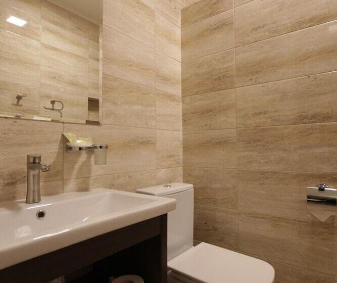 ４ベッドルームハウス, Amarena Spa Hotel   Breakfast Included In The Price Spa Swimming Pool Sauna Hammam Jacuzzi Restauran