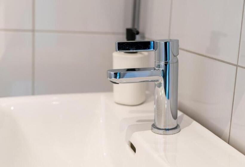 基本工作室, Stockholm Hotel Apartments Sollentuna