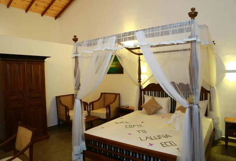 Номер Deluxe, Laluna Eco Resort Pvt Ltd