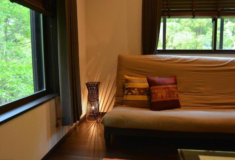 غرفة قياسية, Hakone Mori No Yado