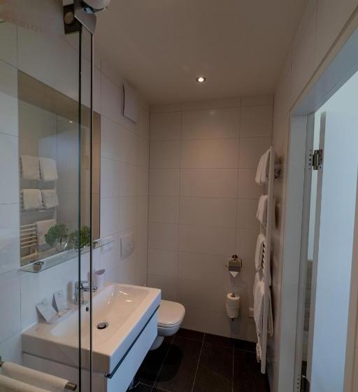 דירת חדר, Tts   Kontaktlos Mit Self Check In