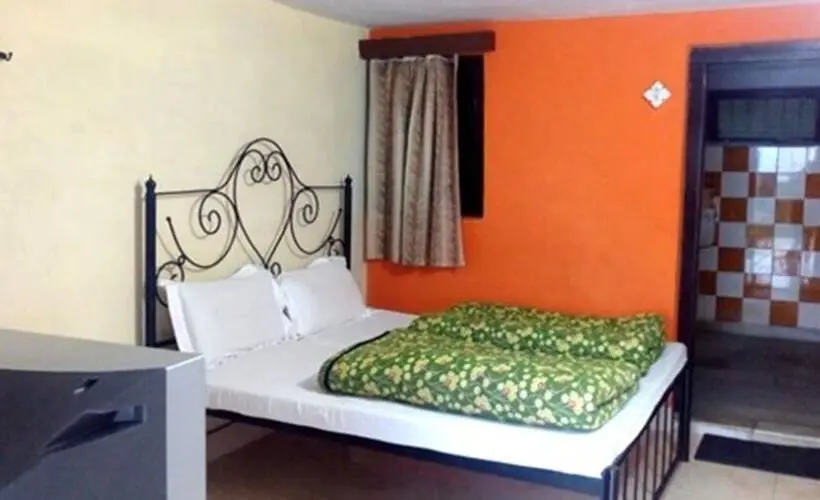 デラックスルーム, Kausani Retreat
