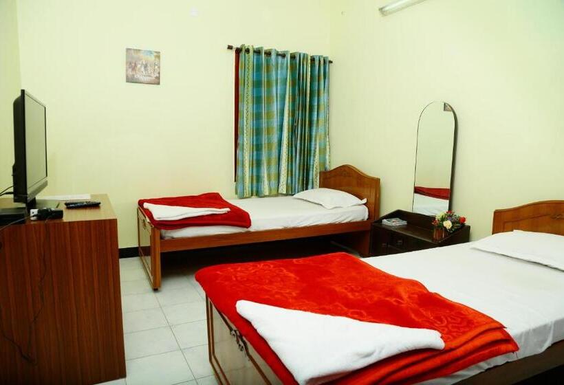 חדר סטנדרט מותאם לאדם עם מוגבלויות, Zuriel Suite Guest House