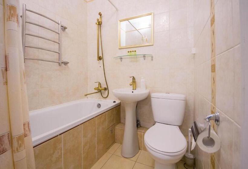 آپارتمان 1 خوابه, Comfort House