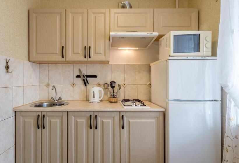 آپارتمان 1 خوابه, Comfort House