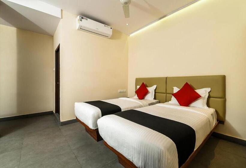 Трехместный Номер Deluxe, Super Capital O Siddartha Grand