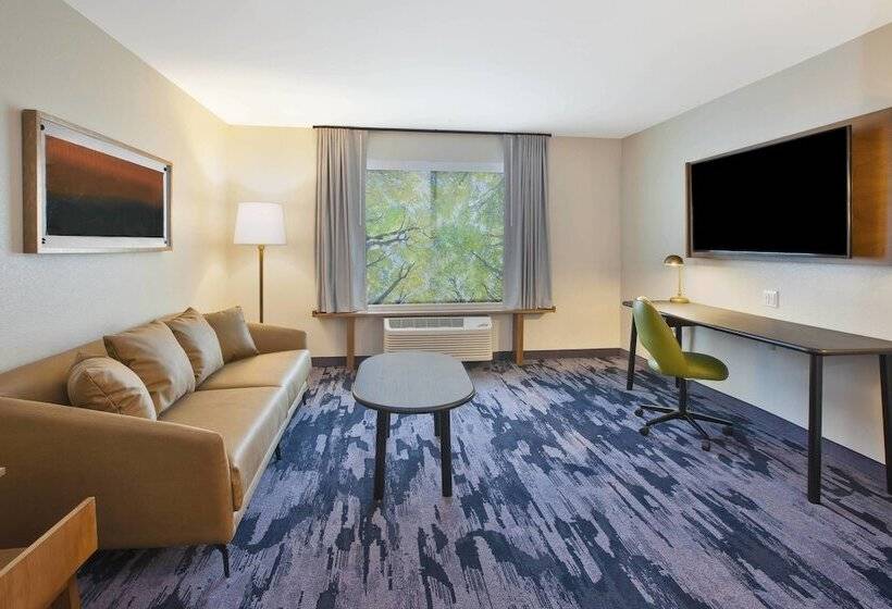 Люкс, Fairfield Inn & Suites By Marriott Flint Grand Blanc
