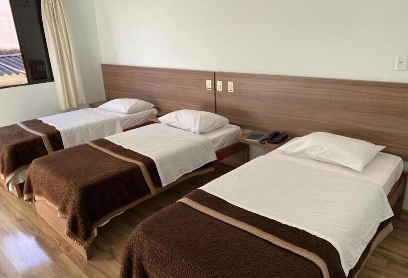 חדר סטנדרט לשלושה, Valle Sul