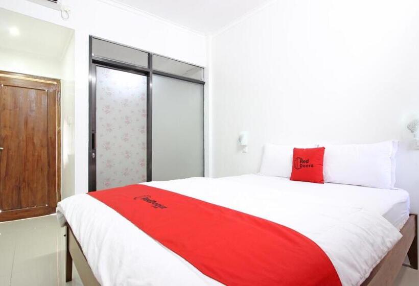 Номер Стандарт, Reddoorz @ Jalan Ringroad Selatan