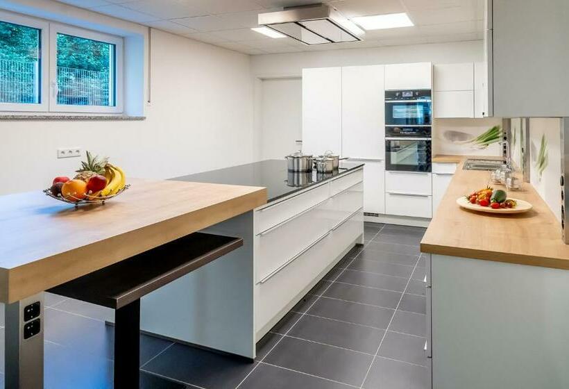 דירת חדר, Boardinghaus Bayerwaldpark