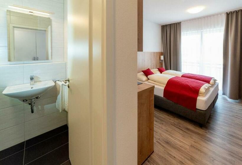 דירת חדר, Boardinghaus Bayerwaldpark