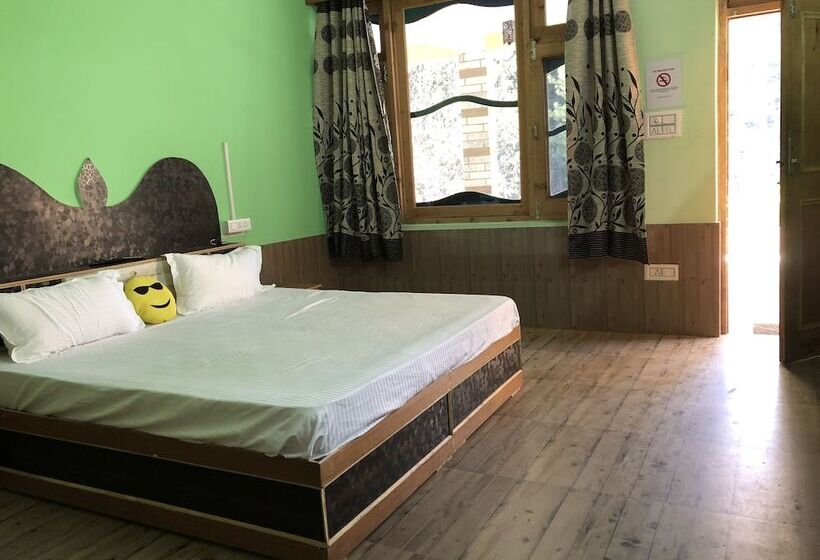 デラックスルーム, Moustache Kasol   Hostel