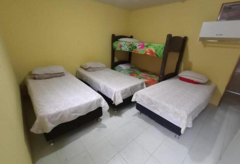 غرفة كلاسيكية رباعية, Office Hostel  Quartos E Cozinhas Privativas Ar Condicionado Emitimos Nota Fiscal