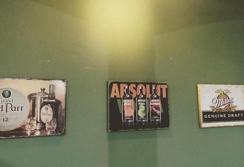 غرفة قياسية ثلاثية, Office Hostel  Quartos E Cozinhas Privativas Ar Condicionado Emitimos Nota Fiscal