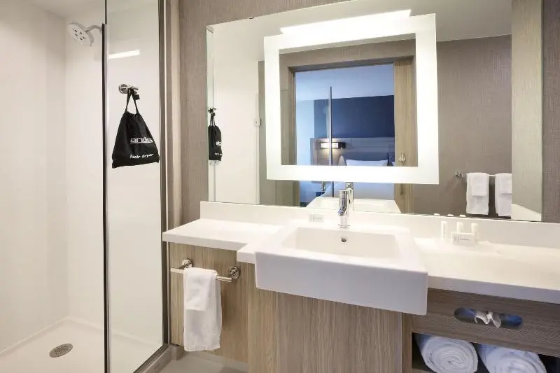 キングサイズベッドのスイートルーム, Springhill Suites By Marriott Hampton Portsmouth