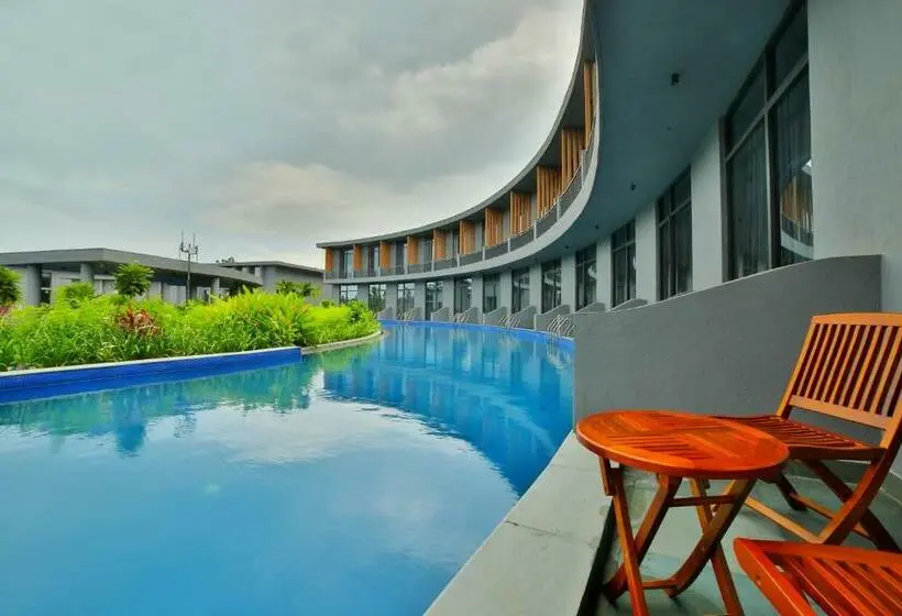 キングサイズベッドのスタンダードルーム, The Amaya Resort Kolkata Nh6