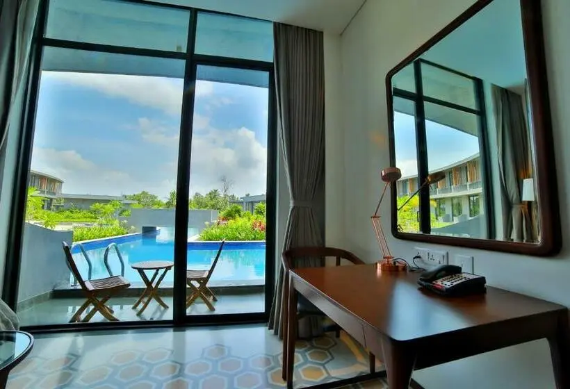 キングサイズベッドのスタンダードルーム, The Amaya Resort Kolkata Nh6