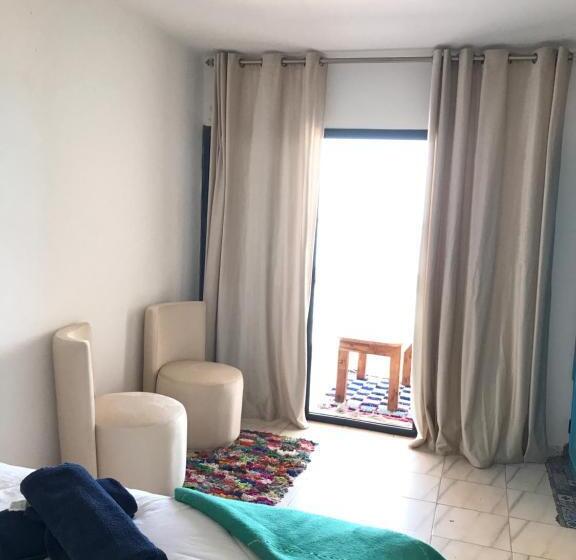 شقة غرفة واحدة مطلة على البحر, Single Fin Beach House