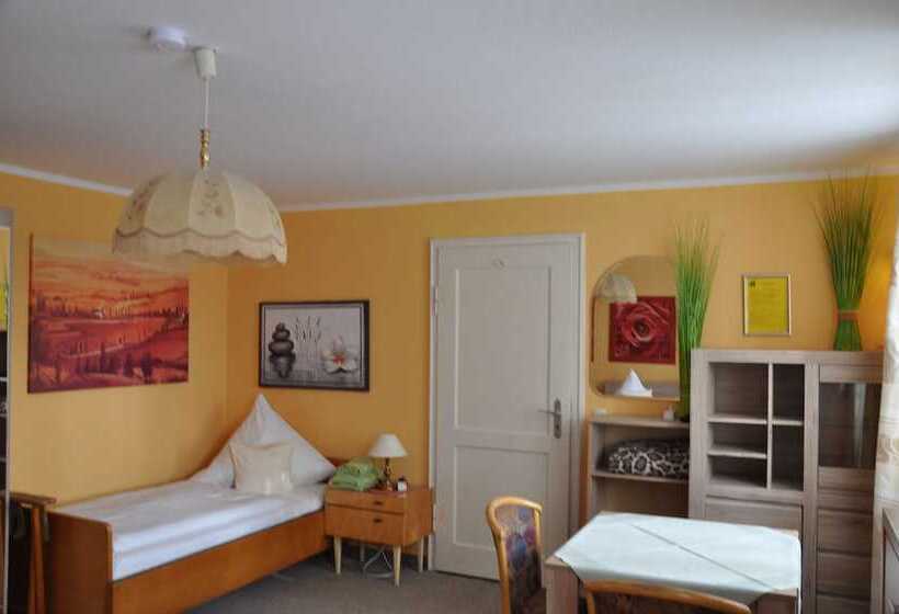 Номер Стандарт Трехместный, Pension Haus Gertrud