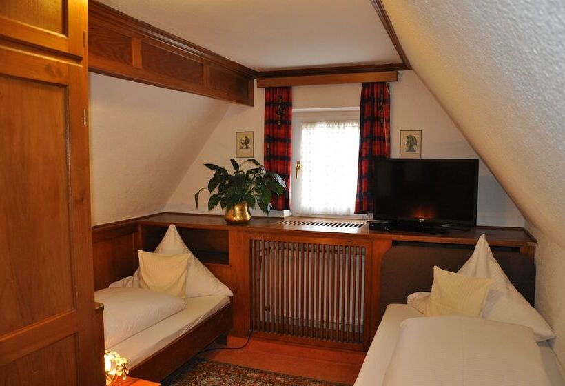 Четырехместный Номер Стандарт, Pension Haus Gertrud