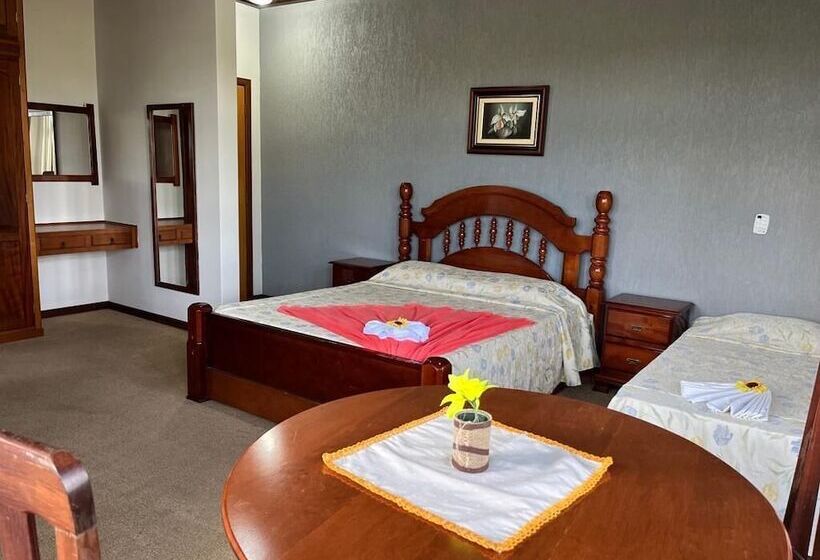 ファミリールーム, Chateau Palace