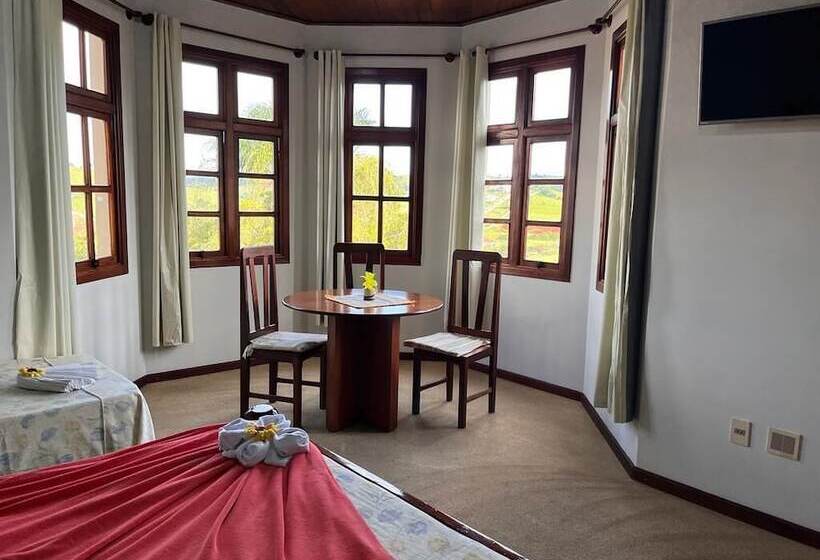 ファミリールーム, Chateau Palace