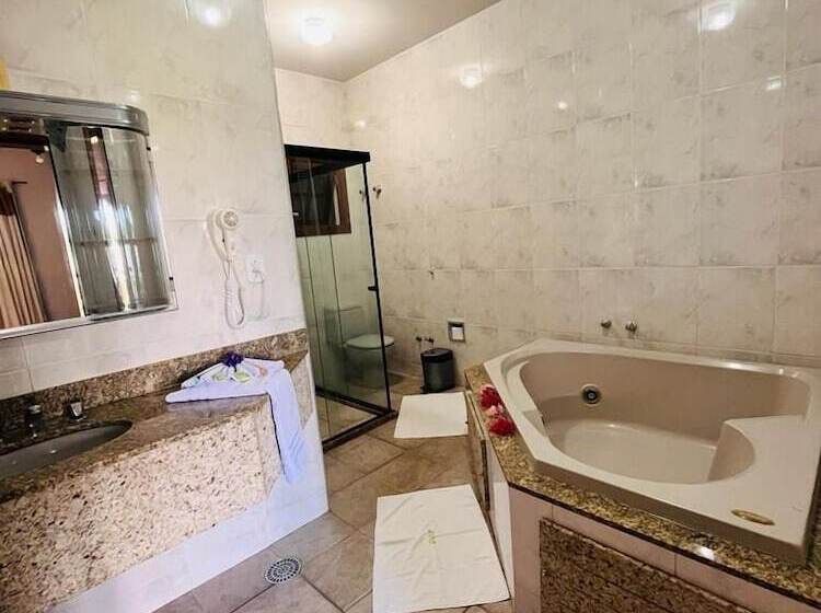 スイート, Chateau Palace