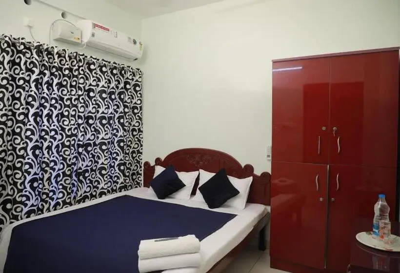スタンダードルーム, Pavithram Residency