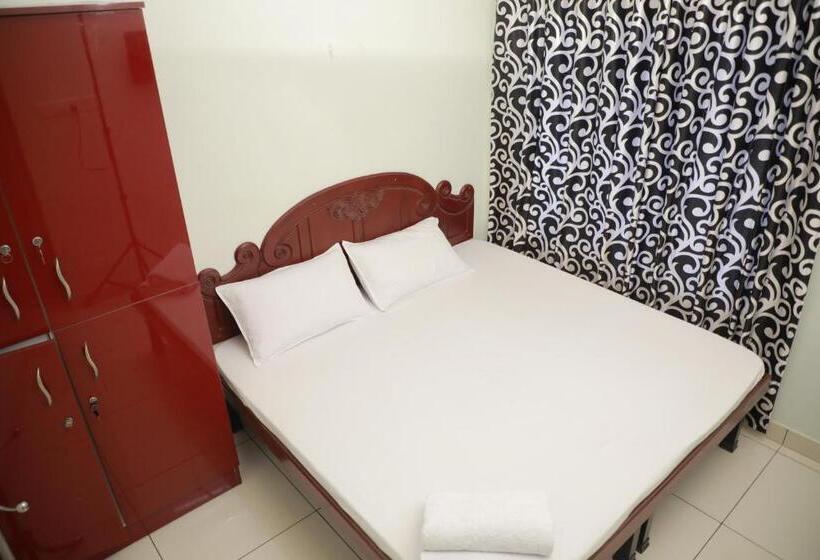 エコノミールーム, Pavithram Residency