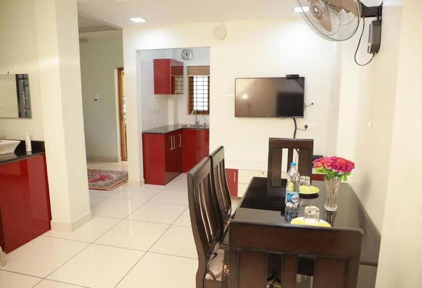 スイート（家族用）, Pavithram Residency