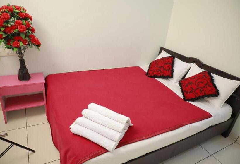 スイート（家族用）, Pavithram Residency