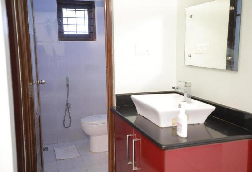スイート（家族用）, Pavithram Residency