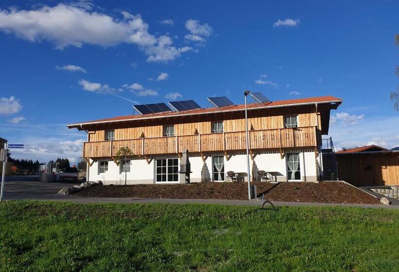Номер Стандарт, Gästehaus Am Hahnenkamm