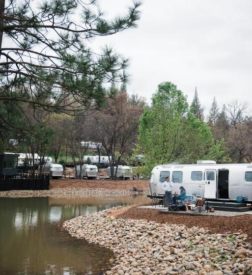 חדר דלוקס, Autocamp Yosemite