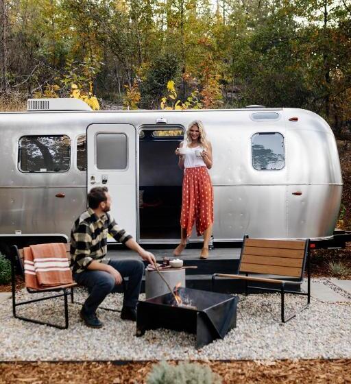 חדר דלוקס, Autocamp Yosemite