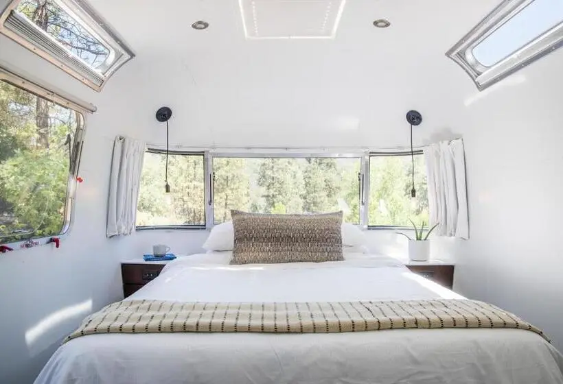 デラックススイート, Autocamp Yosemite