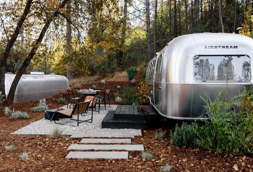 디럭스 트리플 룸, Autocamp Yosemite