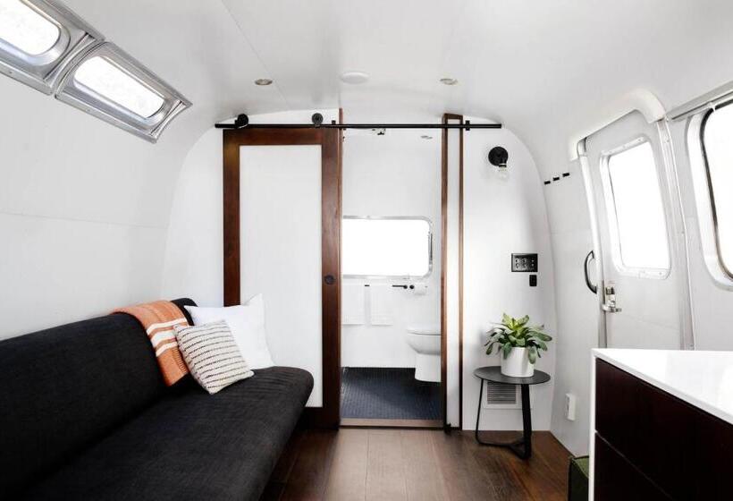 חדר דלוקס לשלושה, Autocamp Yosemite